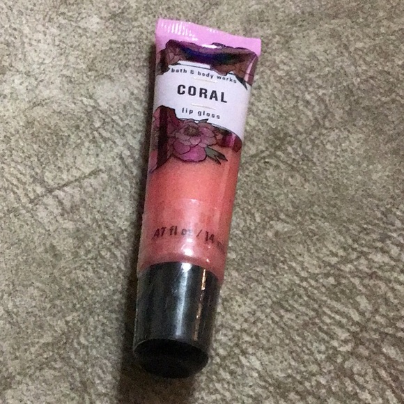 New Bath & Body Works lip gloss - Picture 4 of 7